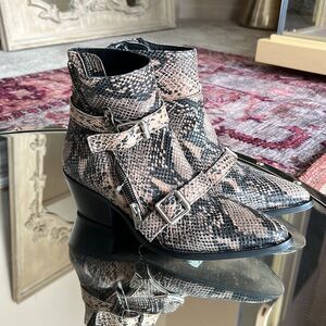 All Saints moto ankle boot women’s size 10 snakeskin Leather  new with tags